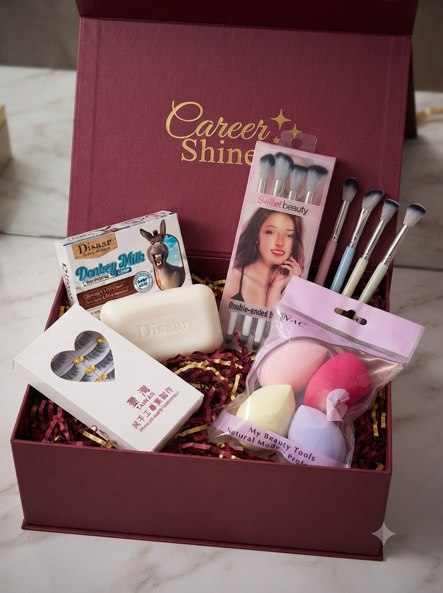 Fırça dəsti (Sweet Beauty)  Makiyaj süngərləri (Sponc 4-lü)  Kirpik dəsti  Süd sabunu (Disaar)